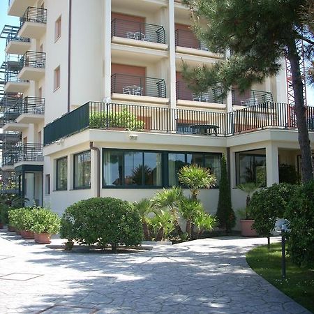 Hotel Paris Lido di Camaiore Exterior foto