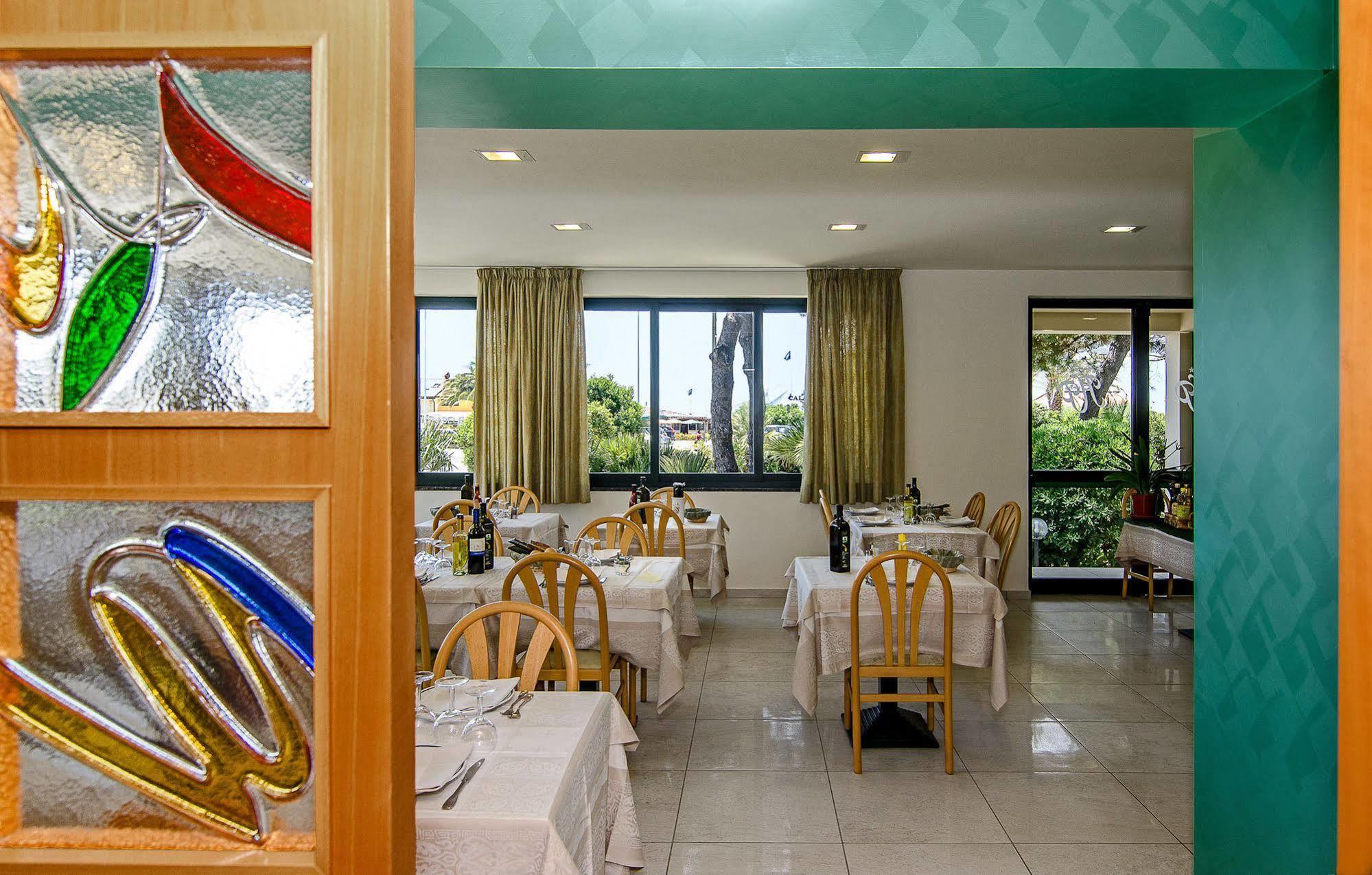 Hotel Paris Lido di Camaiore Exterior foto